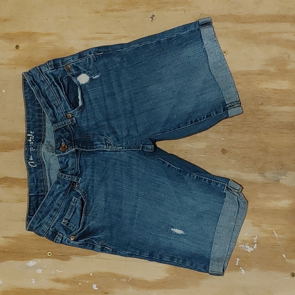 Aeropostale Bermuda shorts size 2
